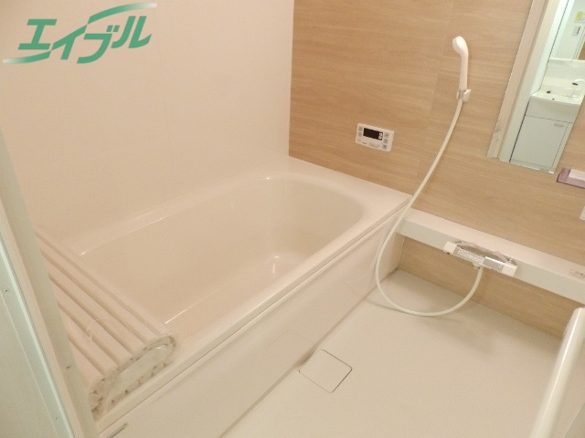 バス・シャワールーム　別部屋参考写真