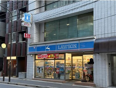 コンビニ　ローソン入船店（コンビニ）まで152m