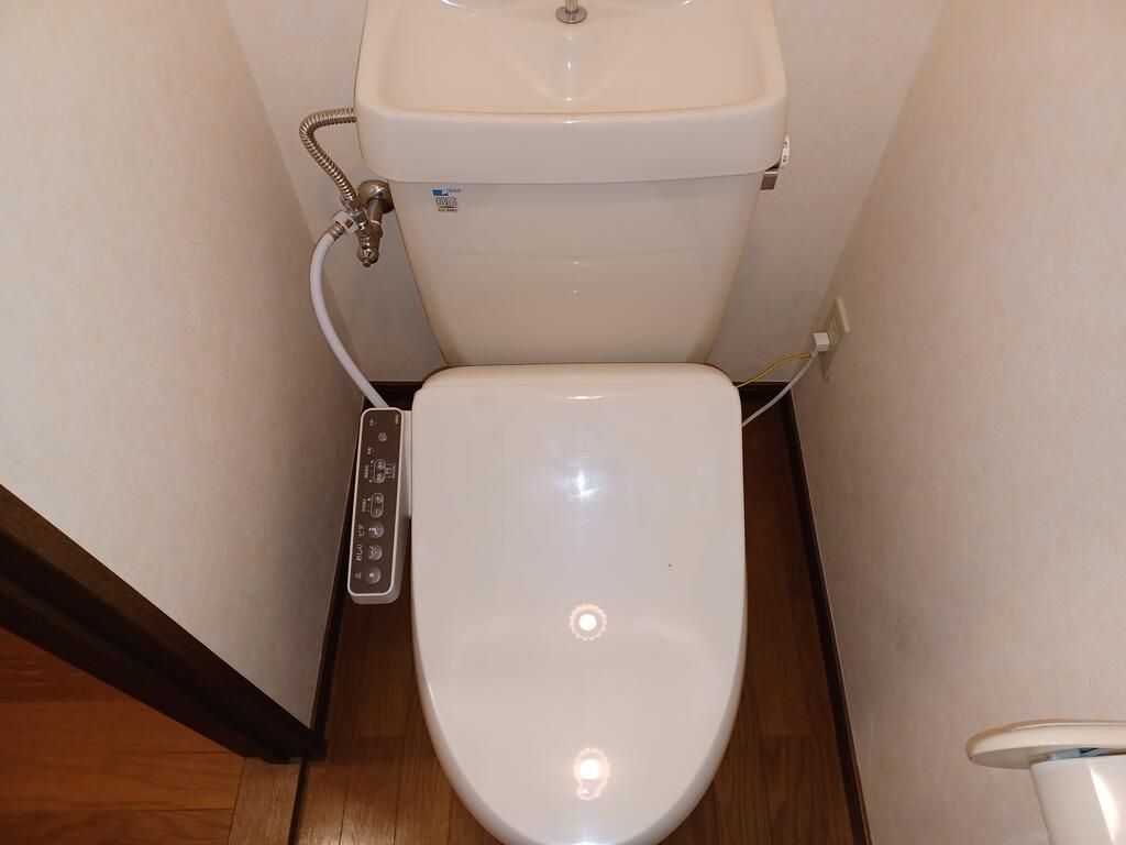 トイレ　ウォシュレットトイレ新品