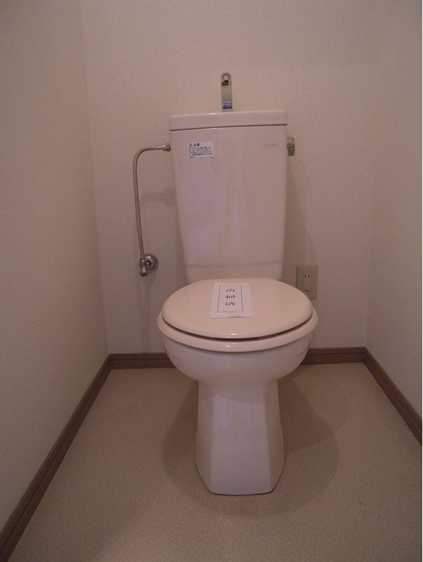 トイレ　コンパクトで使いやすいトイレです