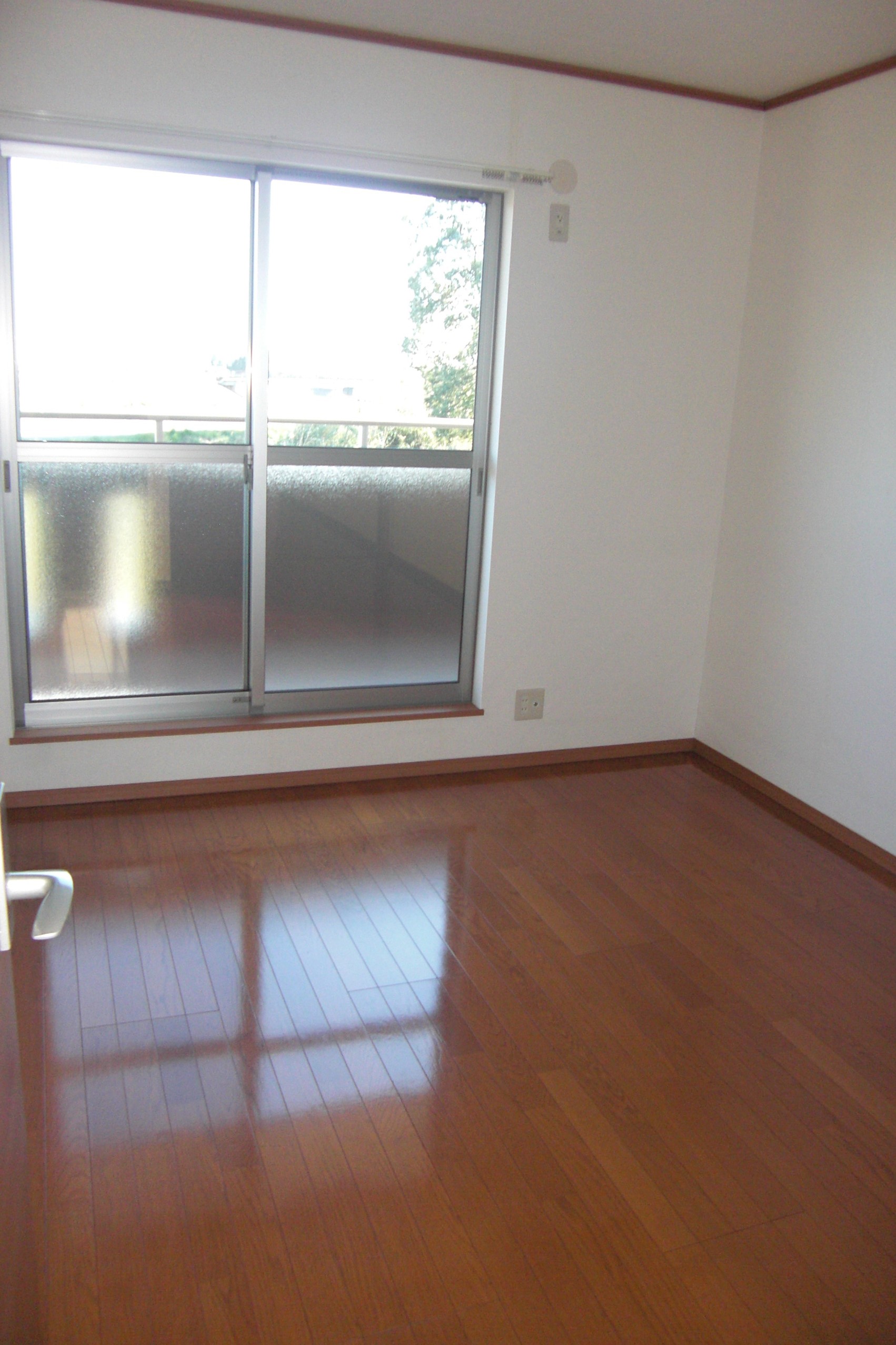 その他部屋・スペース　2階南洋室。陽当たり良好です。