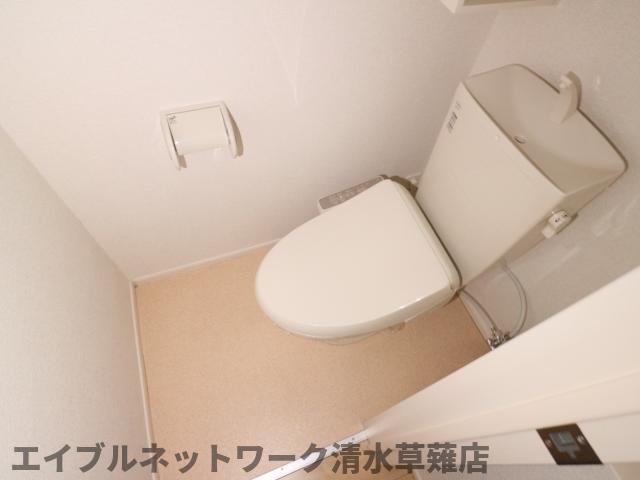 トイレ　コンパクトで使いやすいトイレです