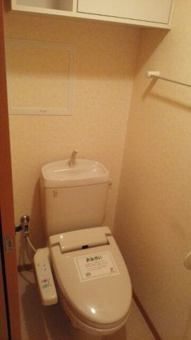 トイレ　コンパクトで使いやすいトイレです