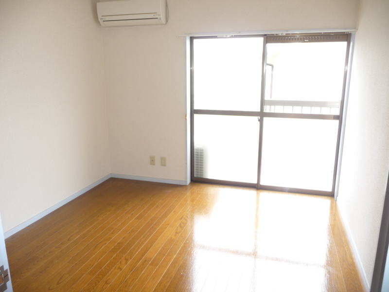 居室・リビング　同仕様