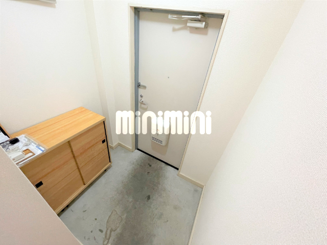 嶋根マンションの玄関写真