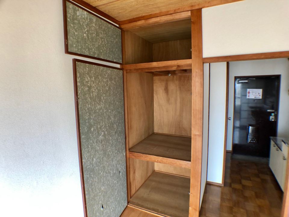 収納　押入れ収納