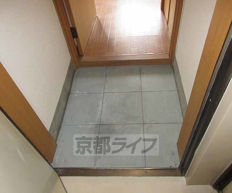 玄関　段差の少ない玄関です！