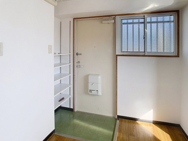 玄関　2025年12月撮影※現況を優先します