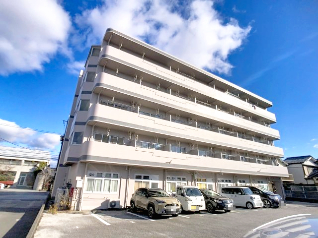 建物外観　2025年12月撮影