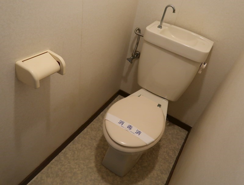 トイレ　同型タイプ