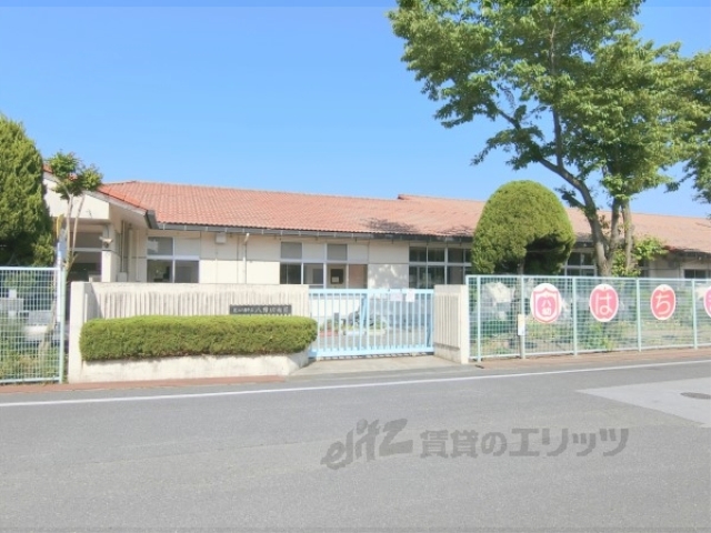 【近江八幡市出町のマンションの幼稚園・保育園】