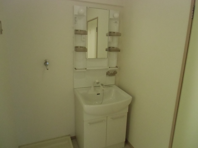 洗面設備　他のお部屋の写真です。