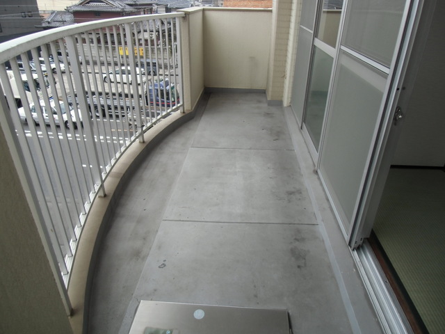 バルコニー　他のお部屋の写真です。