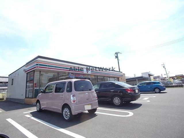 コンビニ　セブンイレブン大垣安井町3丁目店（コンビニ）まで360m