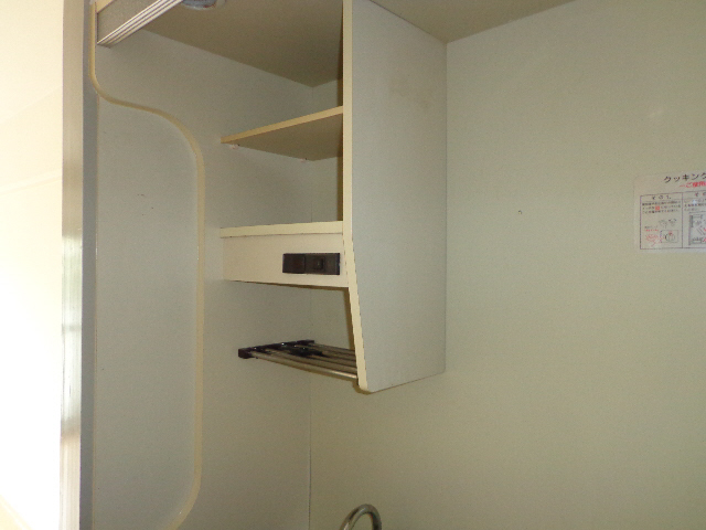 キッチン　キッチン棚