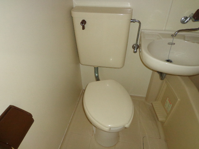 トイレ　トイレ