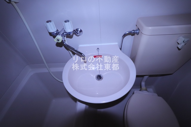 洗面設備　洗面ボウルもついているので、ここで洗顔できますね☆