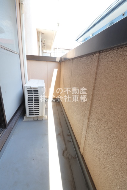バルコニー　バルコニー付！お天気のいい日は洗濯物も気持ちよく干せますね！