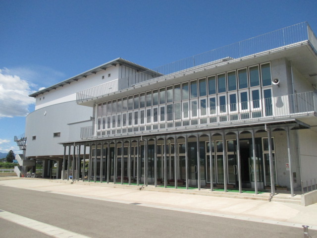 中学校　天童市立第一中学校（中学校）まで3000m