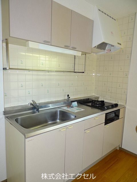 キッチン　2口コンロのシステムキッチンです。