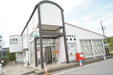 【千葉市中央区椿森のアパートの郵便局】