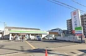 コンビニ　ファミリーマート鶴見諸口一丁目店（コンビニ）まで672m