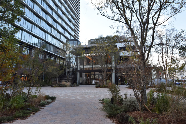 ショッピングセンター　杜の街グレース（ショッピングセンター）まで479m