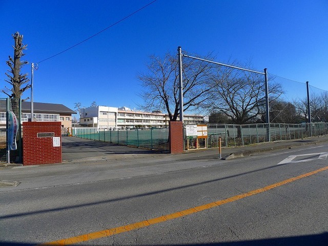 小学校　邑楽町立長柄小学校（小学校）まで2061m