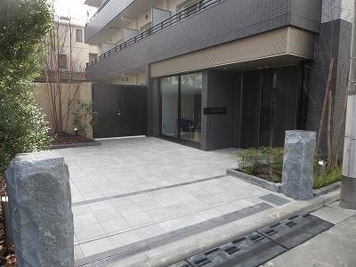 エントランス　★エントランス★