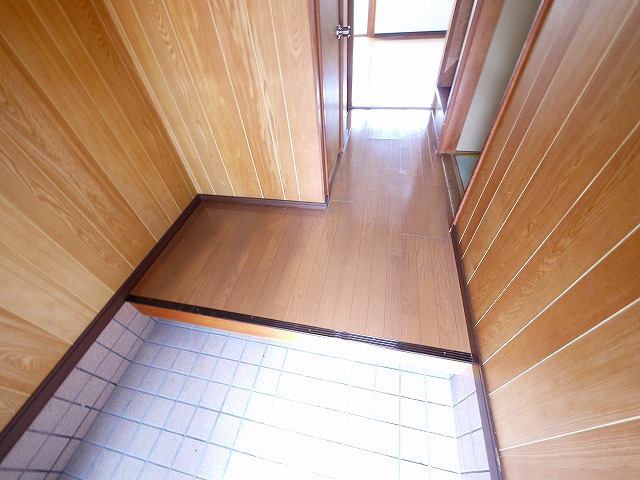 玄関　収納もある玄関です