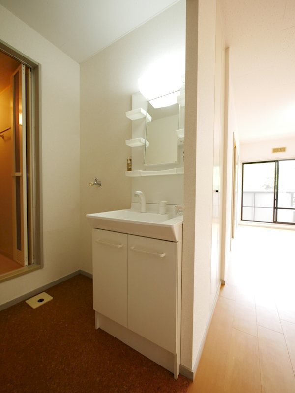 洗面設備　シャンプードレッサー