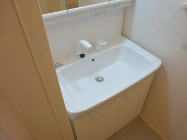 洗面設備　洗髪洗面化粧台