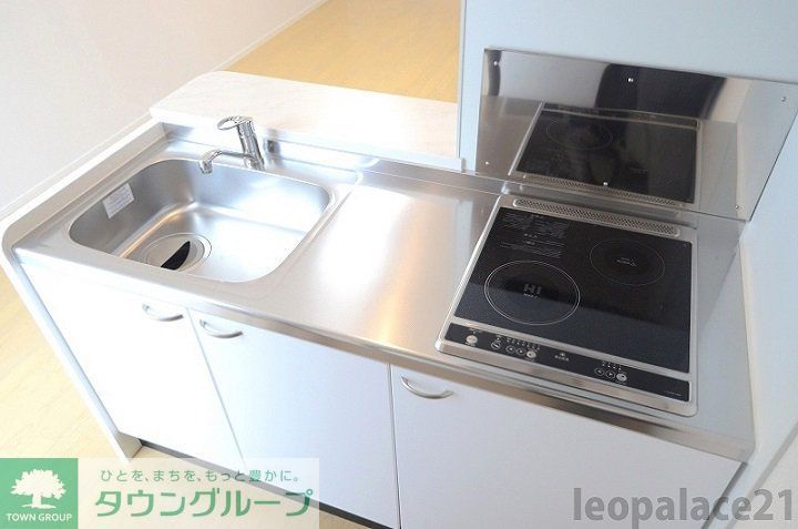 キッチン　設備・仕様は号室により異なる為、現況を優先致します。