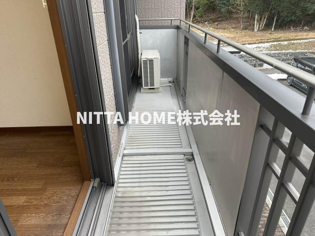 バルコニー　南向きバルコニーで日当り良好★