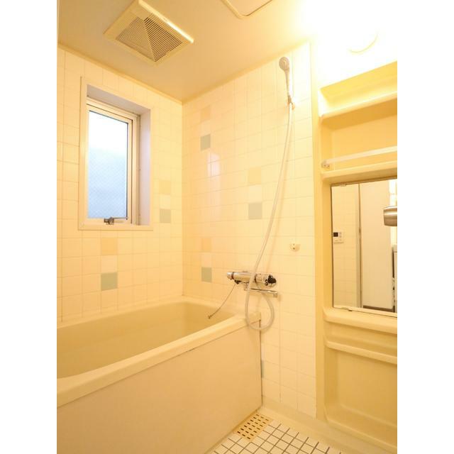 バス・シャワールーム　バス