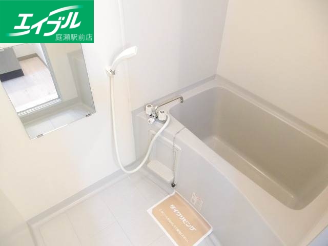 バス・シャワールーム　写真は同タイプのお部屋です