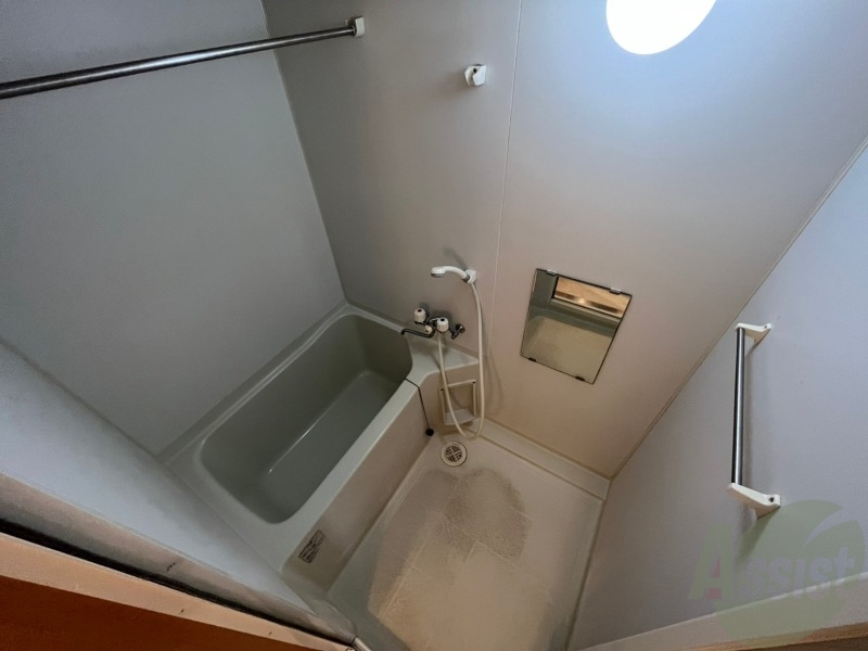 バス・シャワールーム　お風呂です。ゆっくりお風呂につかるのも体に良いですね～