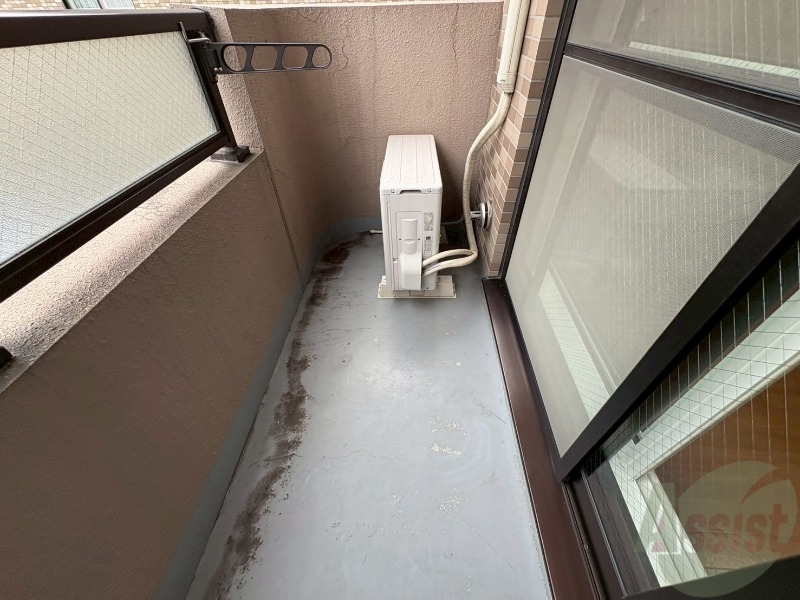 バルコニー　バルコニーです。天気の良い日には外干しができます！