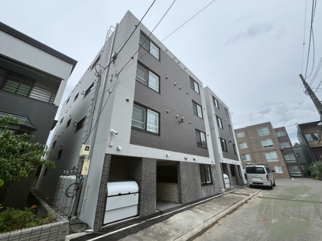 建物外観　札幌市西区西町北１３「ラフィ*ネ発寒南」