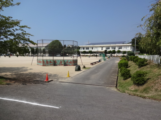 小学校　大村市立福重小学校（小学校）まで1109m