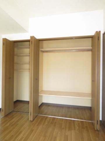 収納　クローゼット