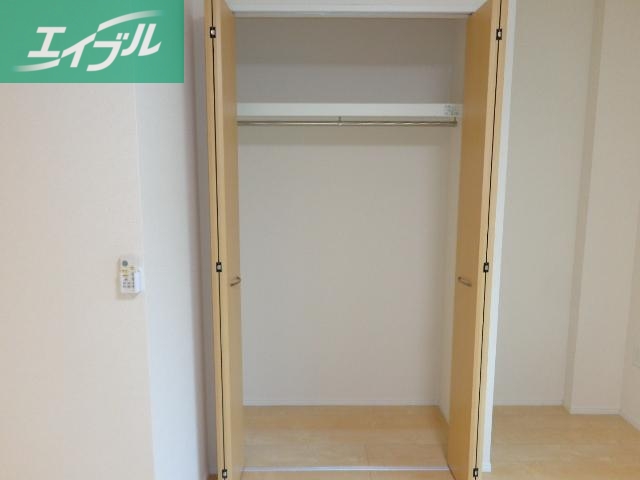 収納　クローゼット