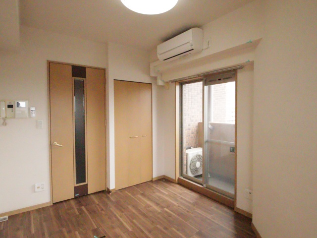 居室・リビング　※別室の参考写真の為、現況優先です。