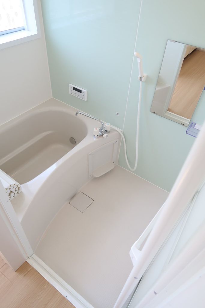 バス・シャワールーム　お風呂も新品