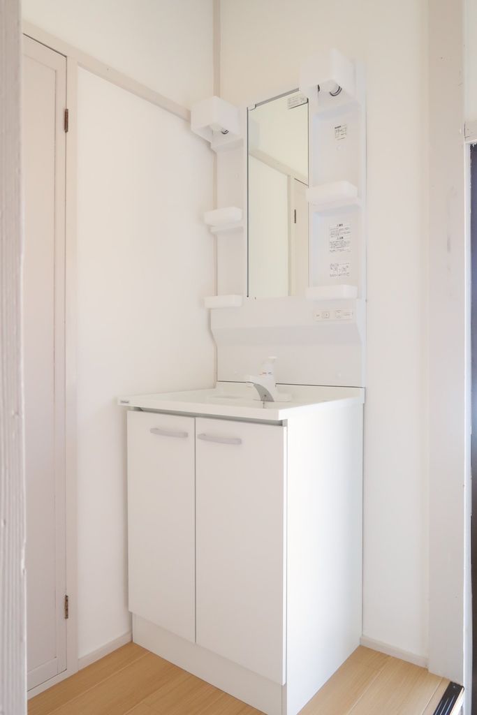 その他設備　洗面化粧台も完備しております