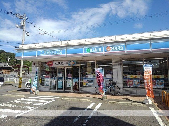 コンビニ　ローソン多度津町東白方店（コンビニ）まで2400m