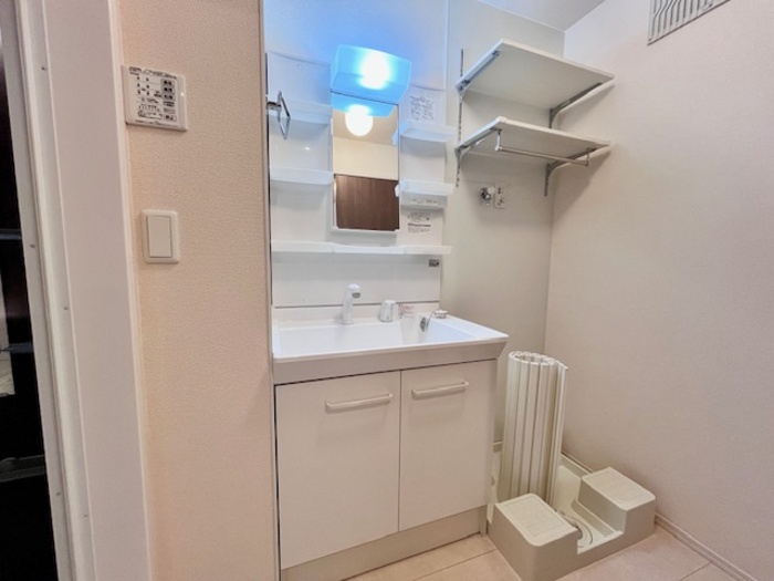 洗面設備　忙しい朝には欠かせない洗面所です