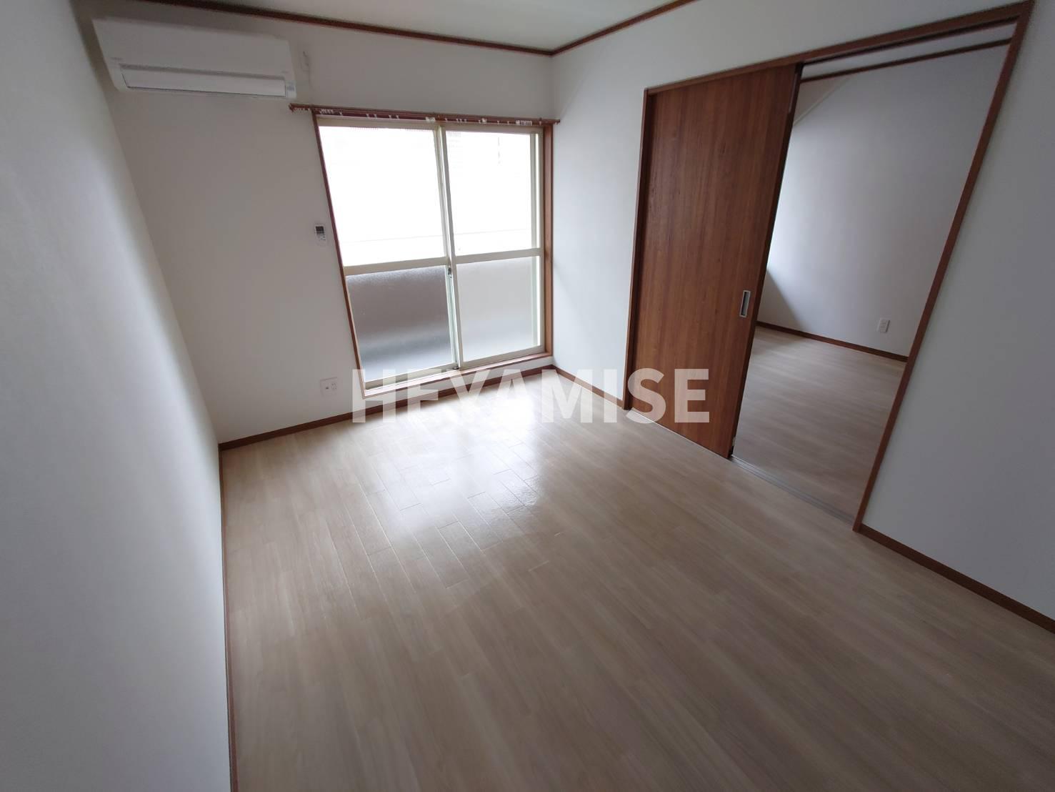 居室・リビング　※室内写真は類似物件のもの