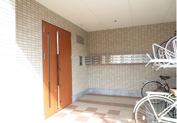 ＪＲ総武線 幕張駅 徒歩9分 4階建 築10年の外観写真