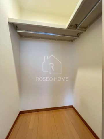 収納　同マンション別部屋：参考写真